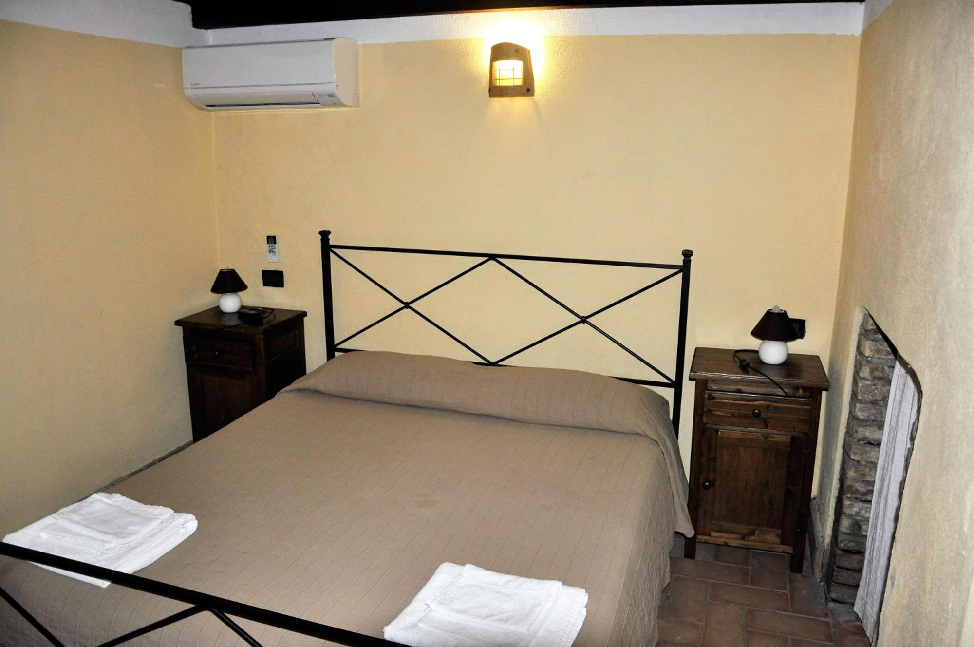 Agriturismo Nociquerceto Тарано Номер фото