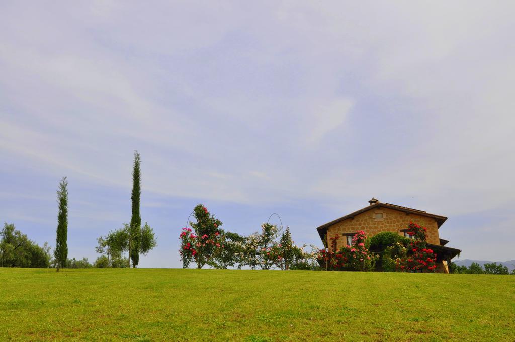 Agriturismo Nociquerceto Тарано Экстерьер фото
