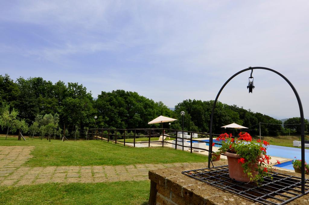 Agriturismo Nociquerceto Тарано Экстерьер фото